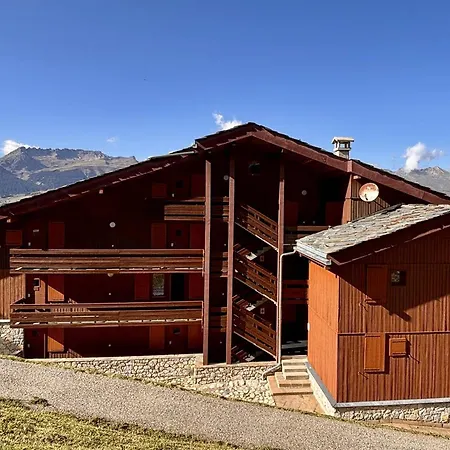2 Pieces Pour 4 A La Plagne, Animaux Admis